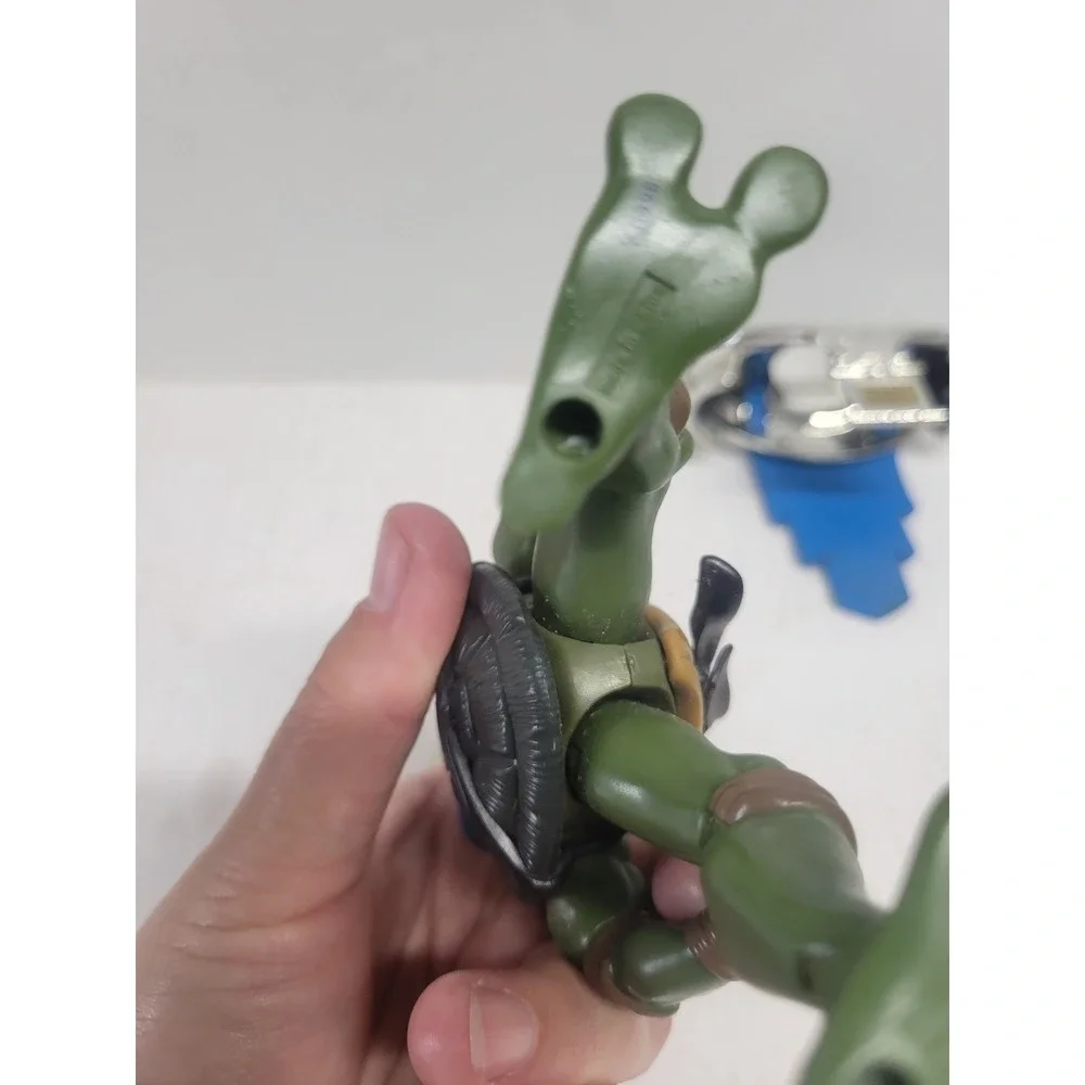 TMNT Leonardo Action Figure 2004 Playmates Toys‎ Blue Mask Silver Armor Cape